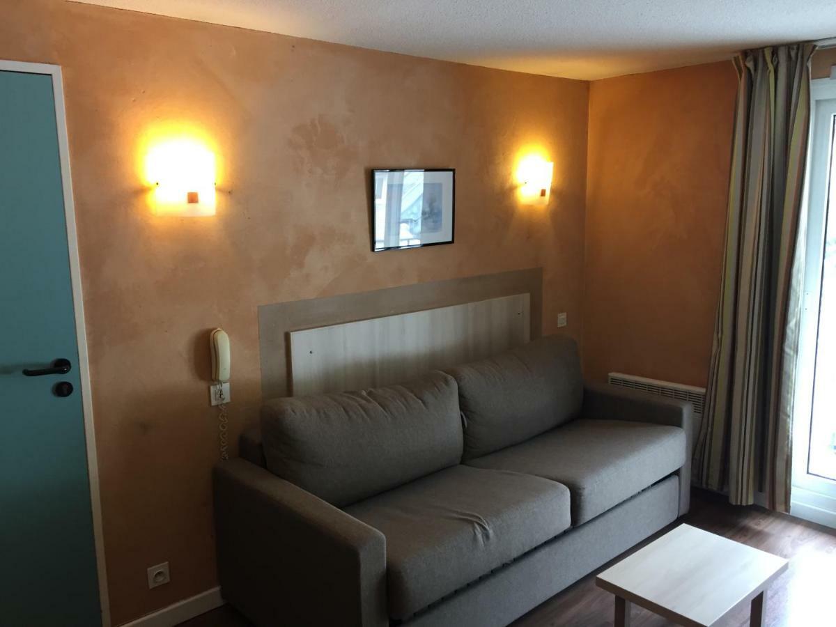 Appartement Prive Dans Residence Balneo Aladin Cauterets Exterior photo